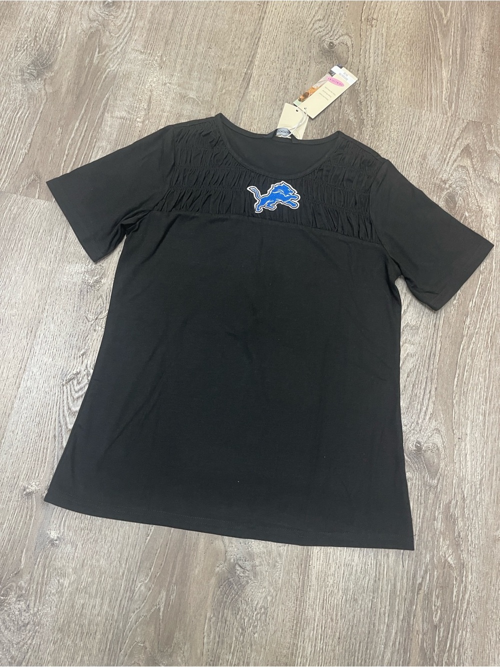 Detroit Lions Black Short Sleeve Tee with Blue Lion Logo, boutique ruffle top